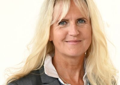Mia Karlsvärd